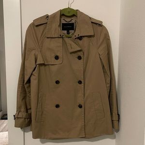 Banana Republic trench coat - cropped - size M petite